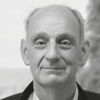 Portraitfoto: Prof. em. Dr. med. Arnold von Eckardstein